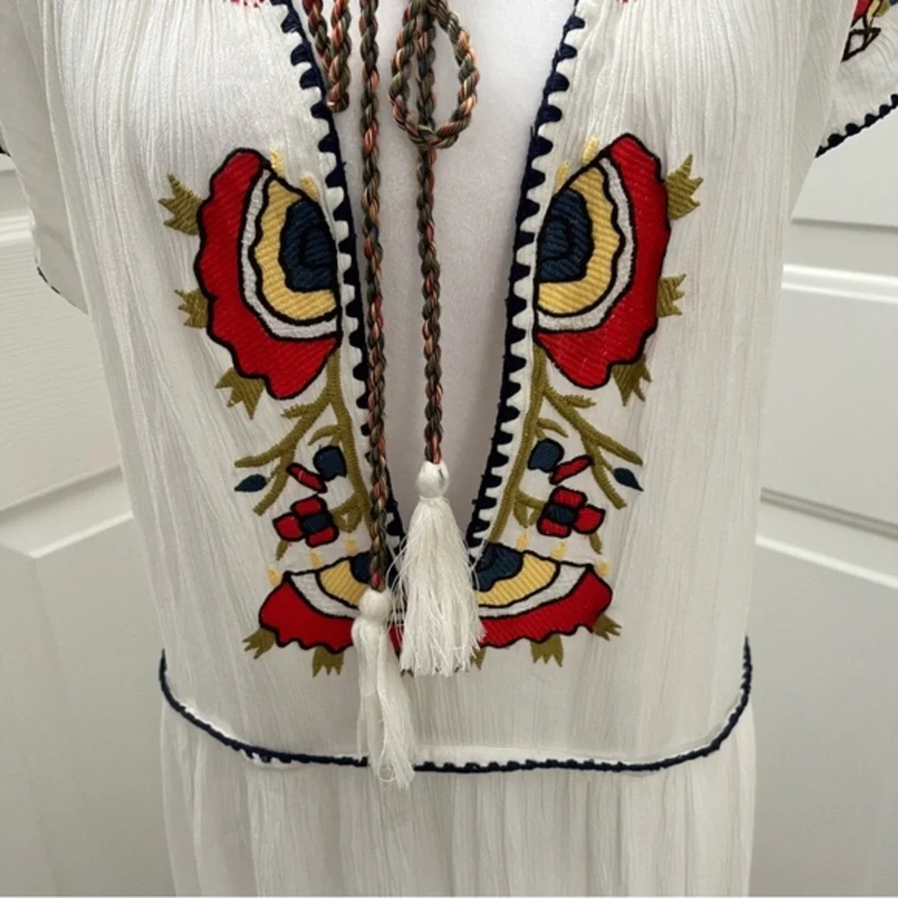 Free People White Embroidered Maxi Dress Boho Cottagecore Hippy Y2K Romance 43” - Picture 7 of 14